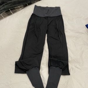 Lululemon Joggers w/ Footholes